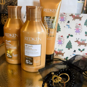 THE BLACK & GOLD HOLIDAY SET